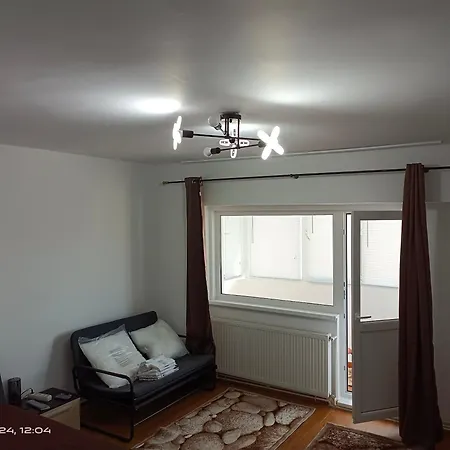 Studio Very Close To The Sea Side , Virtutii Street,